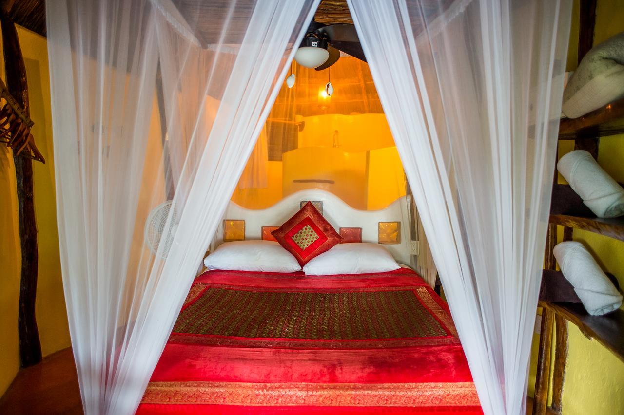 Hotel Cabanas La Luna Tulum Zewnętrze zdjęcie